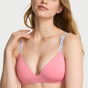 Victoria's Secret T-shirt Logo-Trim Wireless Lightly Lined Bra
